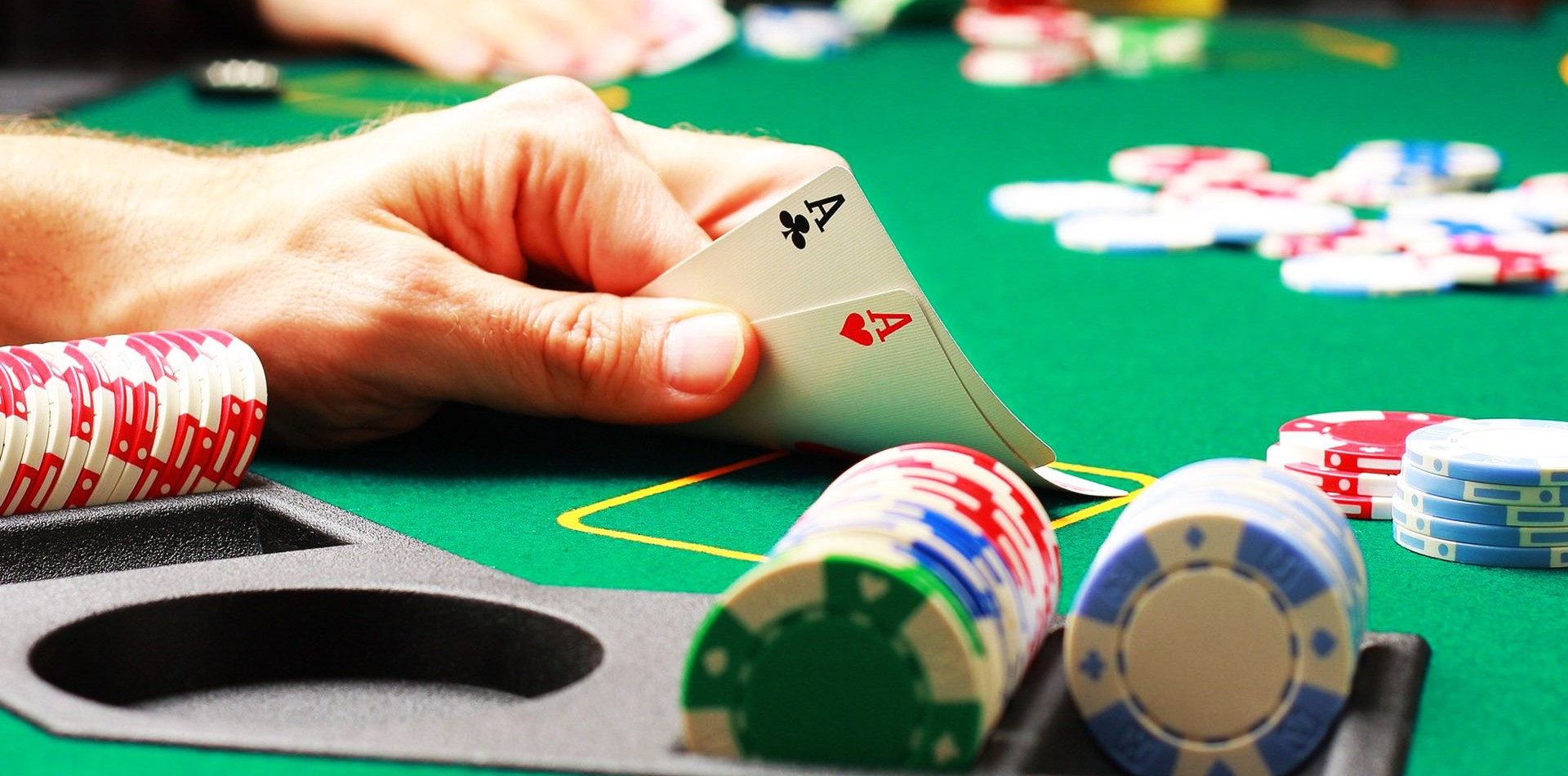 Các mẹo có thể đánh thắng game Poker <yoastmark class=